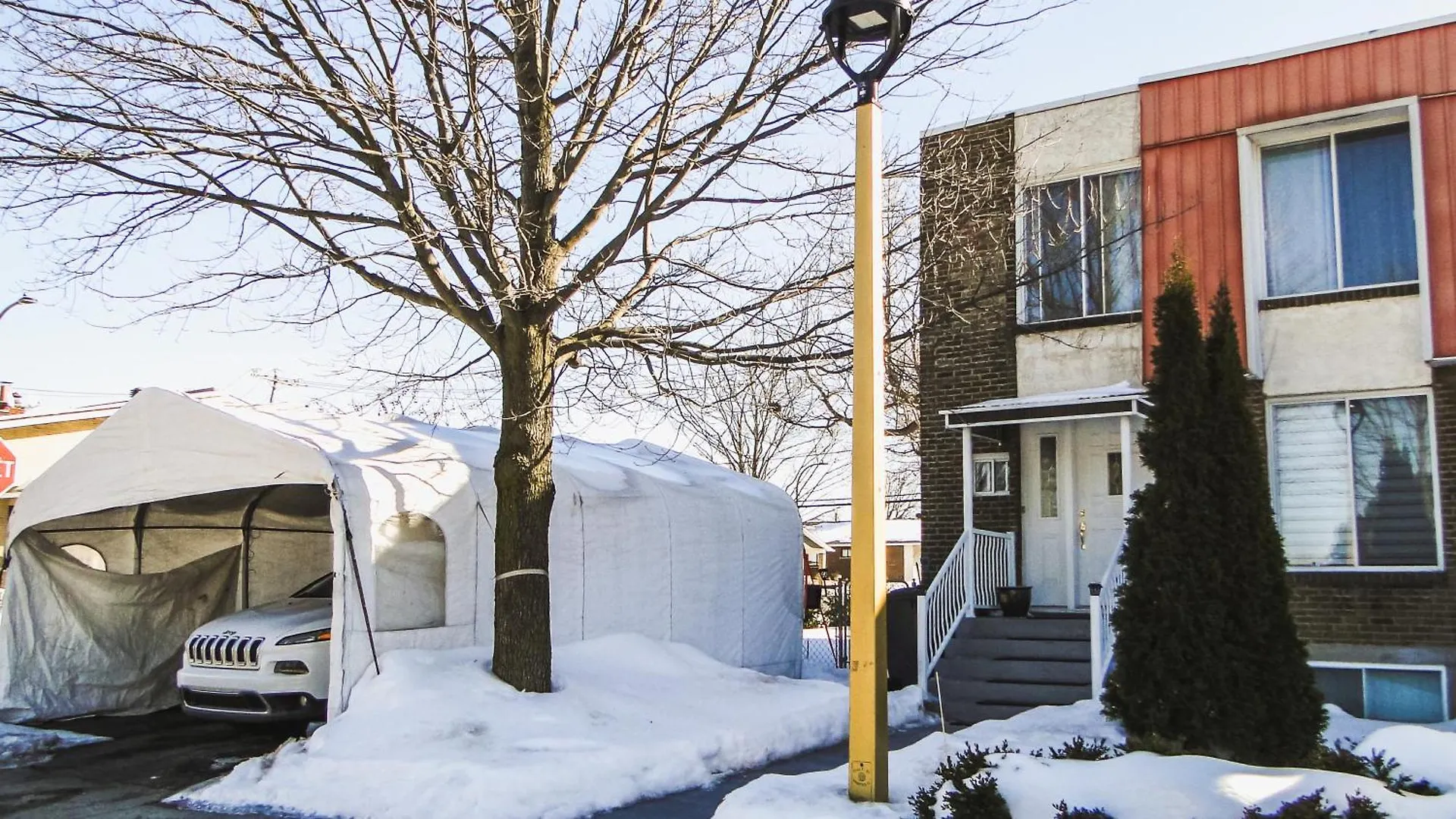 Spacious House Near Downtown Mtl Montreal Holiday home