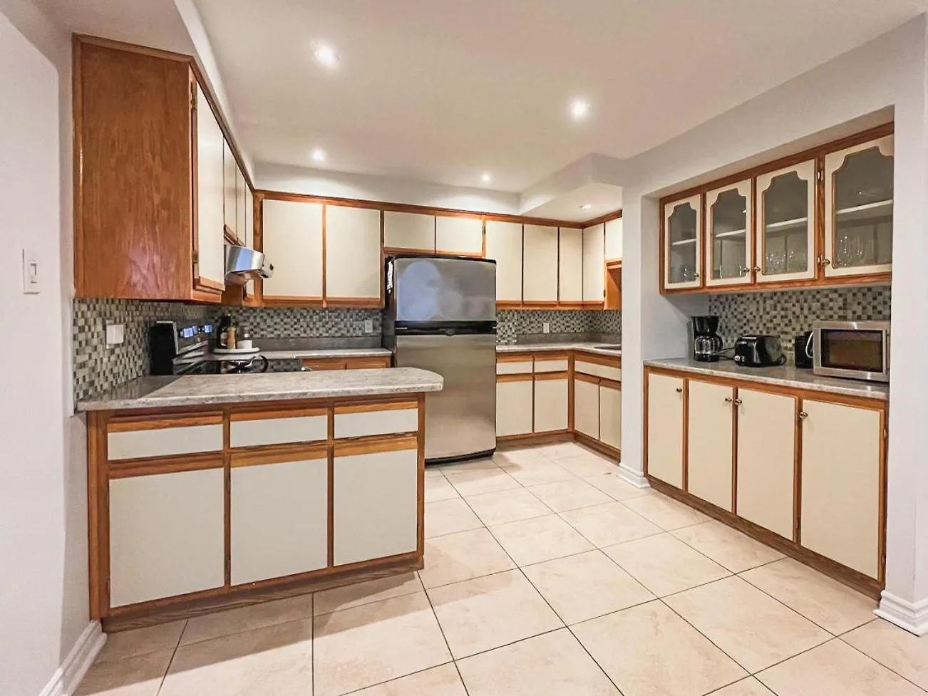 Spacious House Near Downtown Mtl Montreal