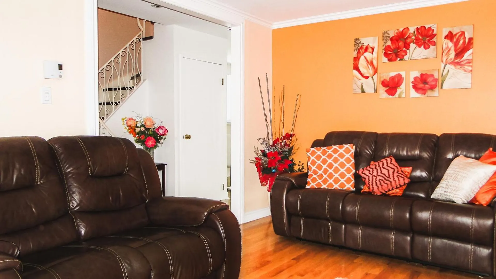 Spacious House Near Downtown Mtl Montreal Canada